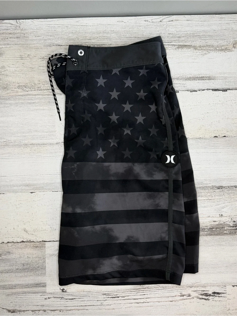 Hurley Phantom Boardshorts Size 30 Black American Flag